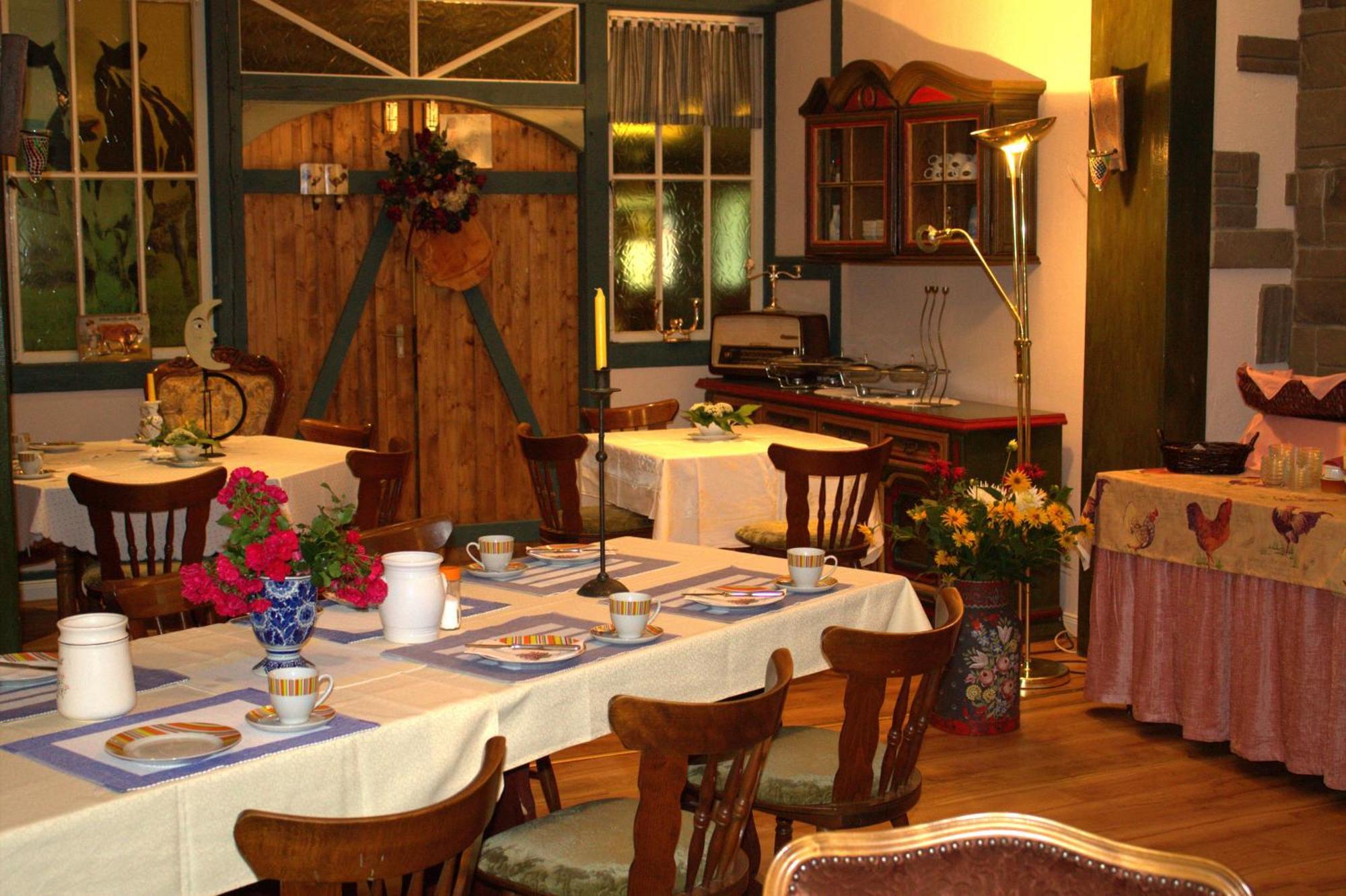Landhaus Tewel Hotel Mit Restaurant Dış mekan fotoğraf
