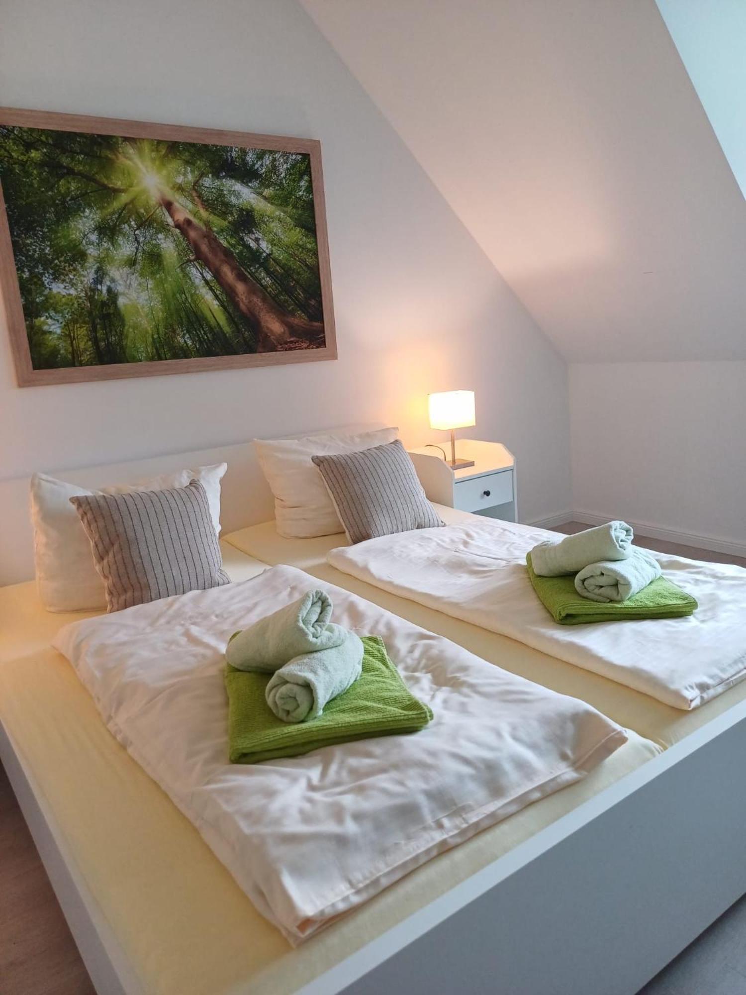 Landhaus Tewel Hotel Mit Restaurant Dış mekan fotoğraf